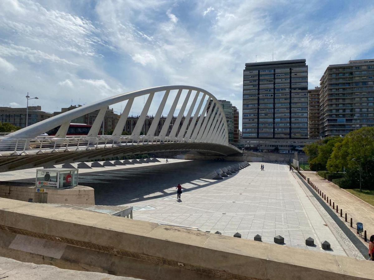 Valencia Suits You Centro Historico, Establecimiento Automatizado-Fast Auto Check In&Out, Solo Para Adultos-Adults Only Εξωτερικό φωτογραφία